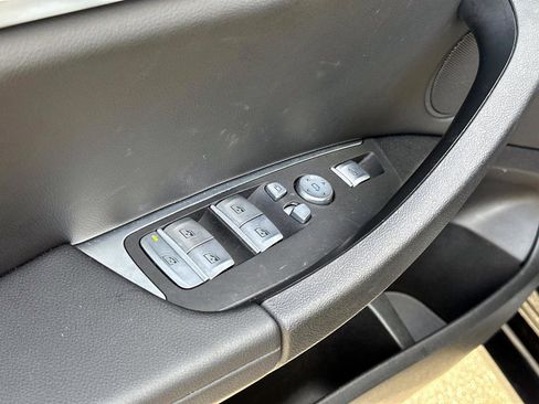 Used 2022 BMW X4 xDrive30i w/ M Sport Package 2 image 19