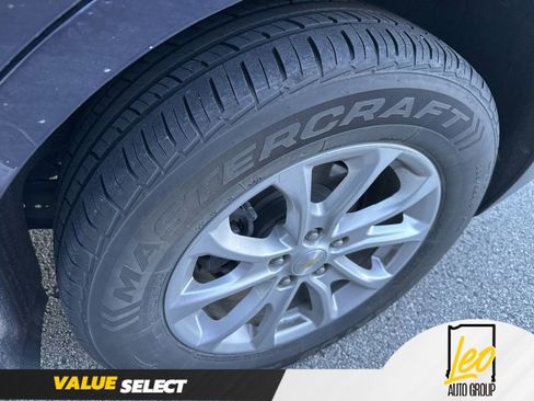 Used 2018 Chevrolet Equinox LS image 7