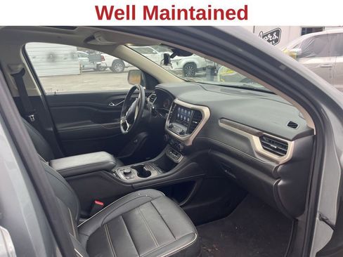 Used 2023 GMC Acadia Denali w/ Denali Technology Package image 8