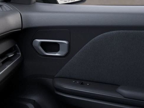 New 2026 Kia K4 LXS image 25