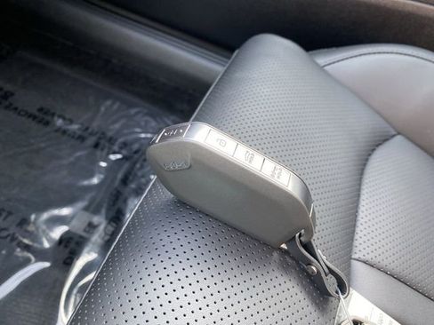 New 2026 Kia K5 EX image 33