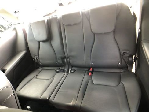 New 2026 Kia Carnival SX Prestige FWD image 24