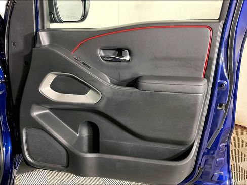 Used 2022 Nissan Frontier SV RWD image 23
