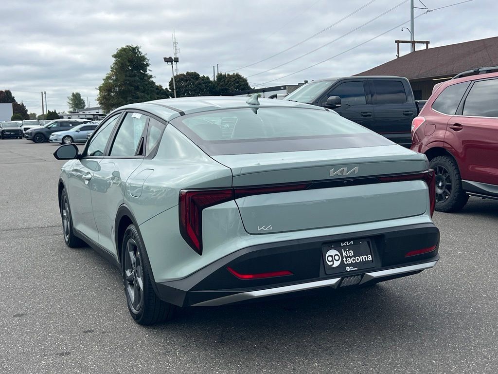 Certified 2025 Kia K4 FWD image 11