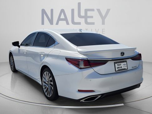 Used 2023 Lexus ES 350 Ultra Luxury w/ Accessory Package (Z2) FWD image 3