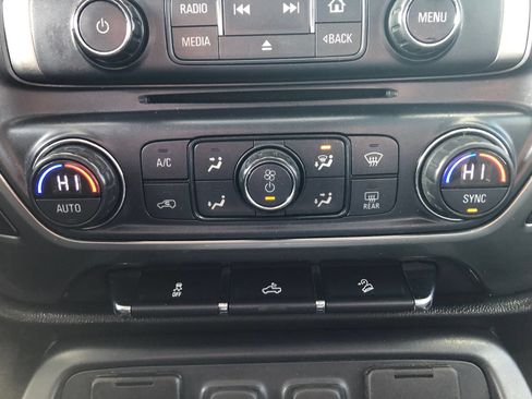 Used 2018 Chevrolet Silverado 1500 LT w/ All Star Edition AWD/4WD image 26
