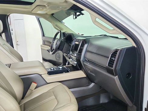 Used 2021 Ford Expedition Limited image 42