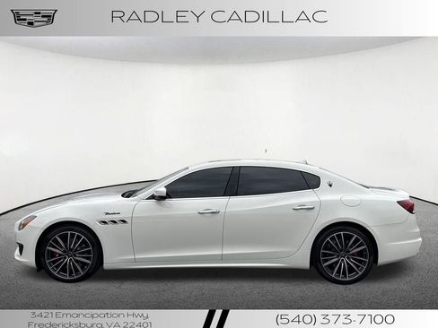 Used 2022 Maserati Quattroporte Modena Q4 image 2