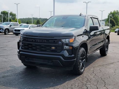 Certified 2023 Chevrolet Silverado 1500 Custom AWD/4WD image 2