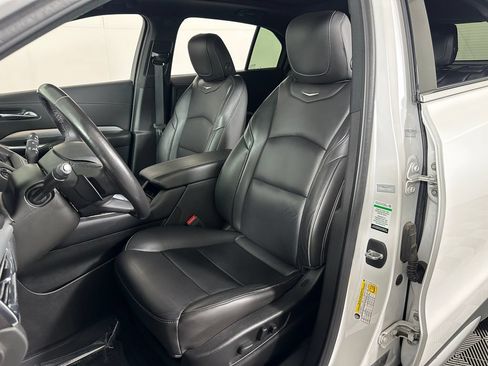 Used 2019 Cadillac XT4 Premium Luxury w/ Trailering Package AWD/4WD image 15