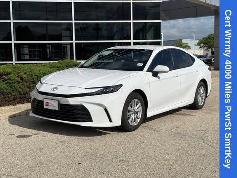 Used 2026 Toyota Camry LE w/ Convenience Package FWD image 7