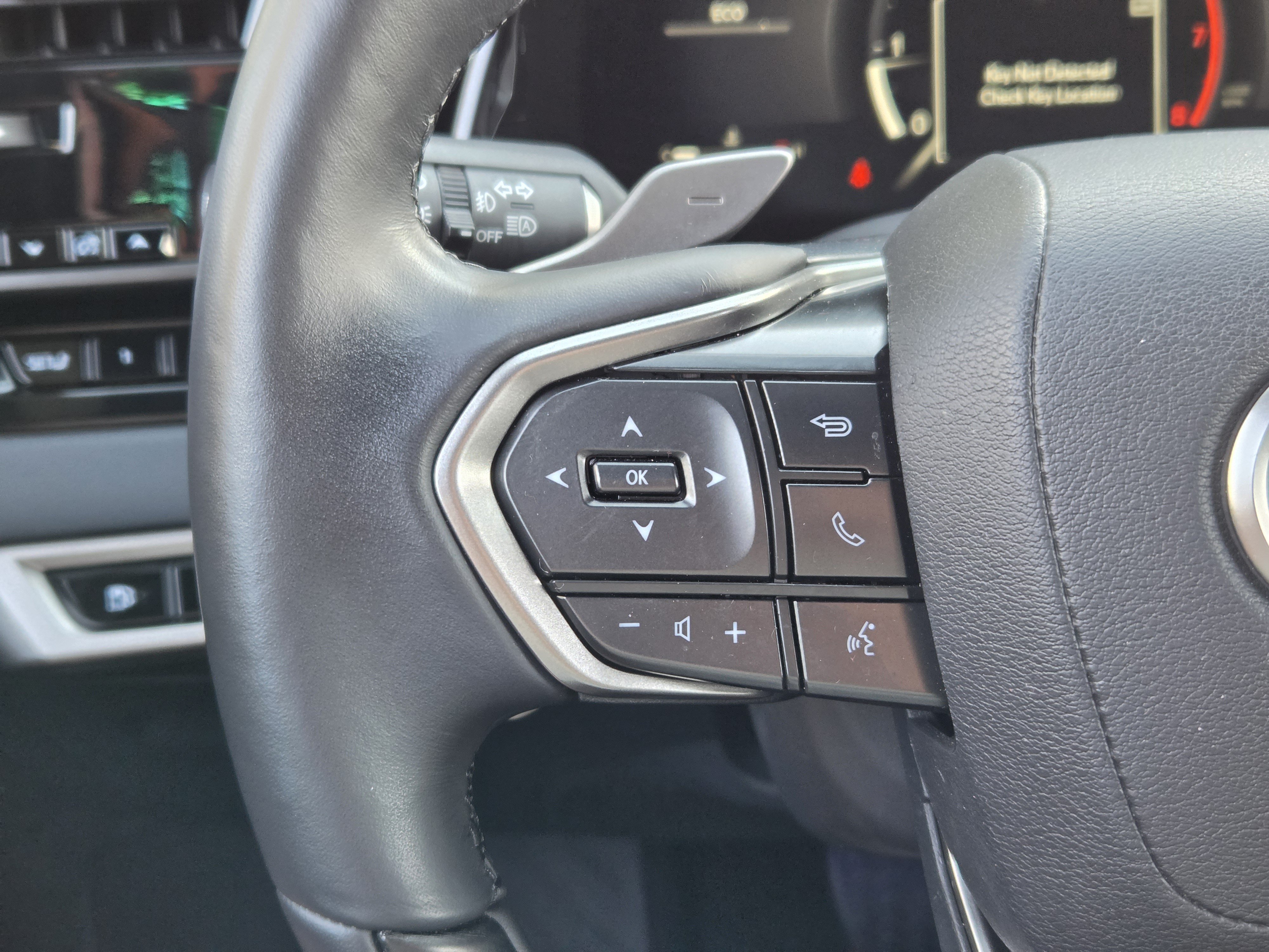 Used 2026 Lexus RX 350 Premium Plus w/ Accessory Package (Z1) FWD image 33