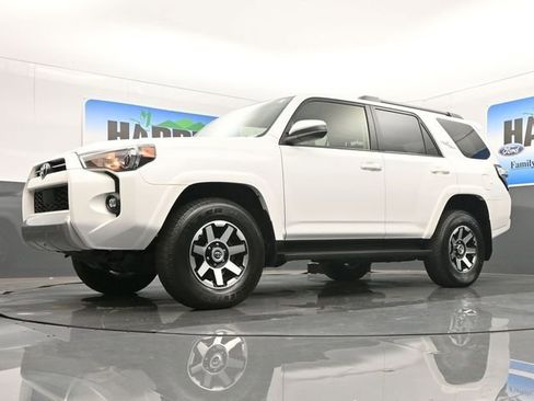 Used 2024 Toyota 4Runner TRD Off-Road image 19