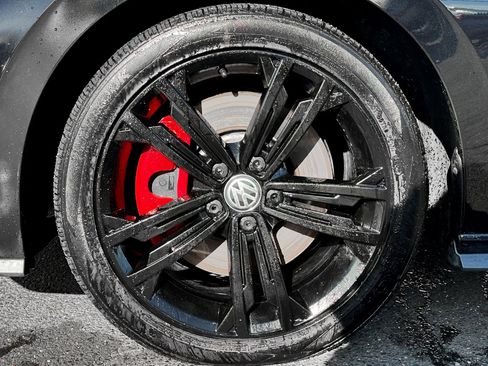 Used 2021 Volkswagen Jetta GLI Autobahn w/ GLI Autobahn Black Package image 8