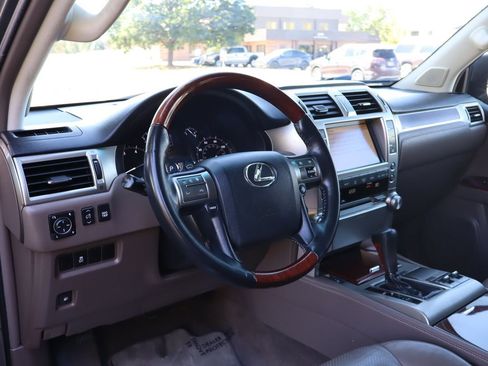 Used 2010 Lexus GX 460 AWD/4WD image 16