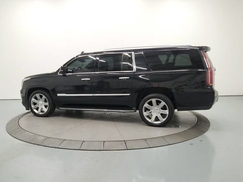 Used 2018 Cadillac Escalade ESV Luxury RWD image 6