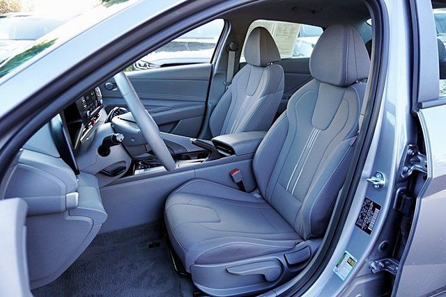 Certified 2026 Hyundai Elantra Sport FWD image 22