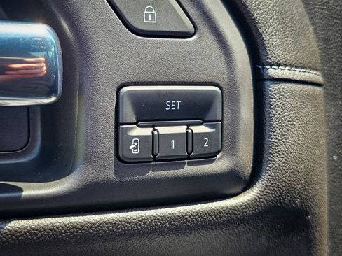 Used 2022 Chevrolet Silverado 1500 LTZ w/ LTZ Premium Package AWD/4WD image 11