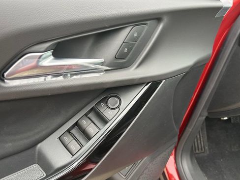 New 2026 Chevrolet Equinox LT image 24