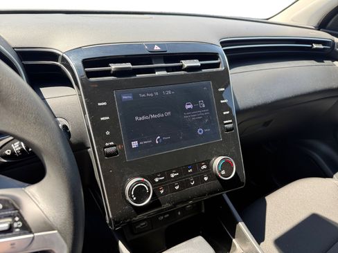 Certified 2023 Hyundai Tucson SEL AWD/4WD image 12