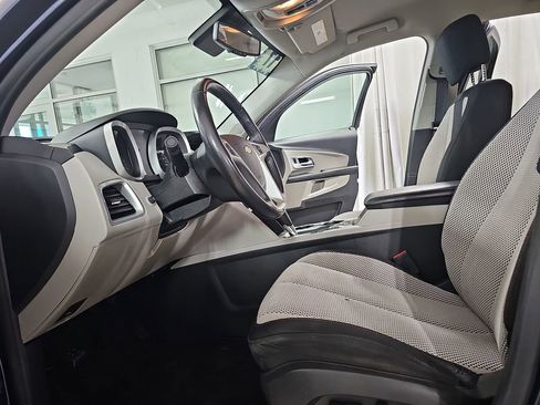 Used 2017 Chevrolet Equinox LT w/ Convenience Package FWD image 18