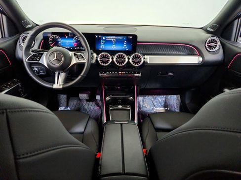 Certified 2024 Mercedes-Benz GLB 250 4MATIC image 18