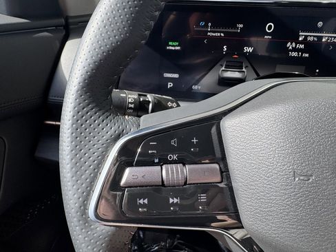 Used 2023 Nissan Ariya FWD image 31