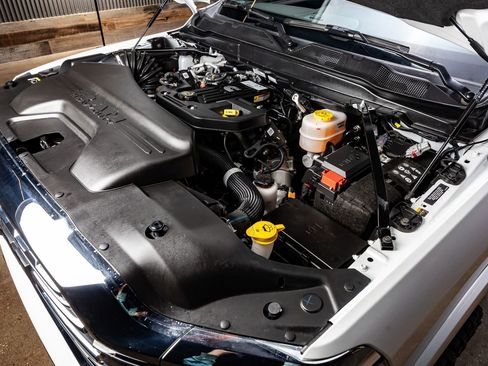 Used 2025 RAM 3500 Longhorn image 40