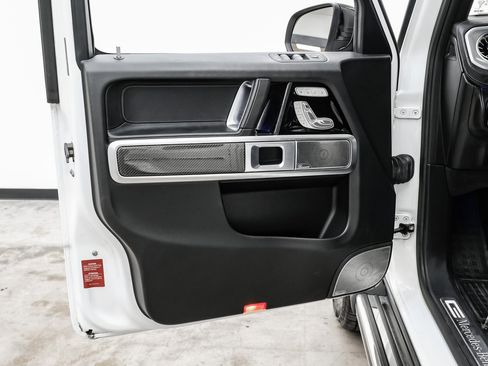 Used 2019 Mercedes-Benz G 550 w/ Exclusive Interior Package image 40