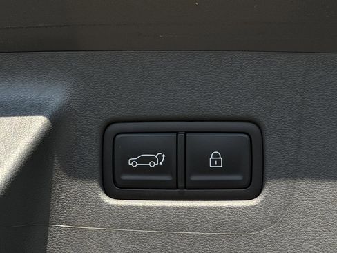 Used 2026 Hyundai Santa Fe SEL FWD image 24