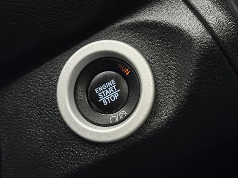 Used 2018 RAM 2500 Limited image 32