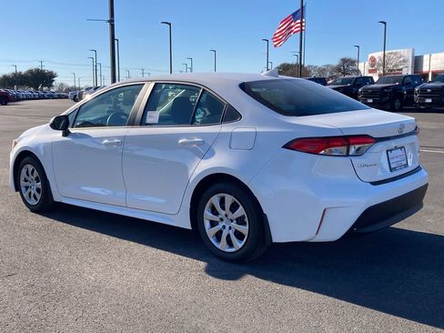 New 2026 Toyota Corolla LE FWD image 7