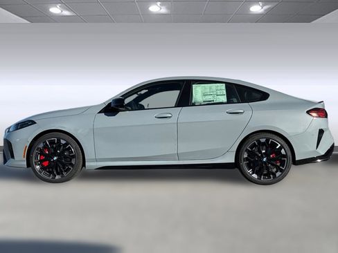 Used 2026 BMW M235i xDrive w/ Technology Package AWD/4WD image 2