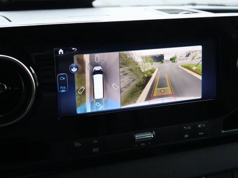 New 2026 Mercedes-Benz C 300 4MATIC Sedan image 26