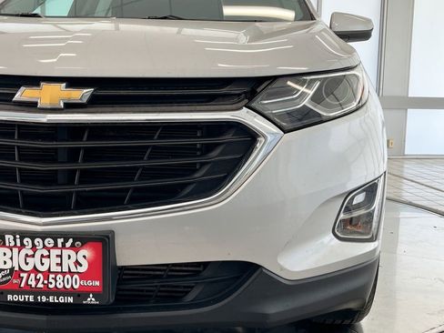 Used 2019 Chevrolet Equinox LT w/ Driver Convenience Package image 11