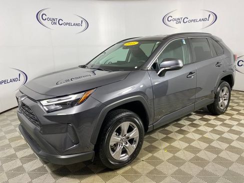 Certified 2025 Toyota RAV4 XLE AWD/4WD image 3