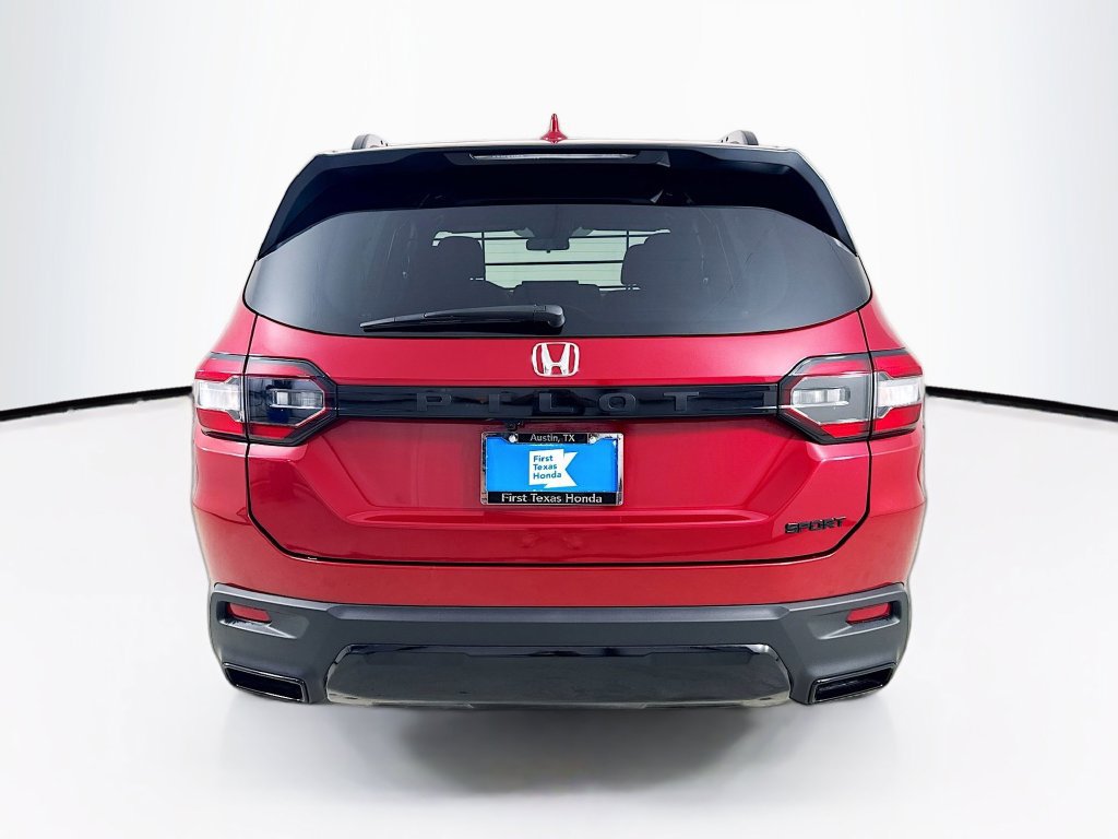 Used 2026 Honda Pilot Sport image 7