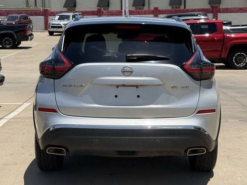 Used 2023 Nissan Murano SV AWD/4WD image 5