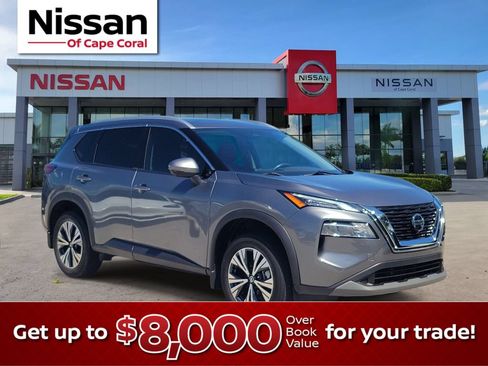 Used 2021 Nissan Rogue SV w/ Premium Package FWD image 1