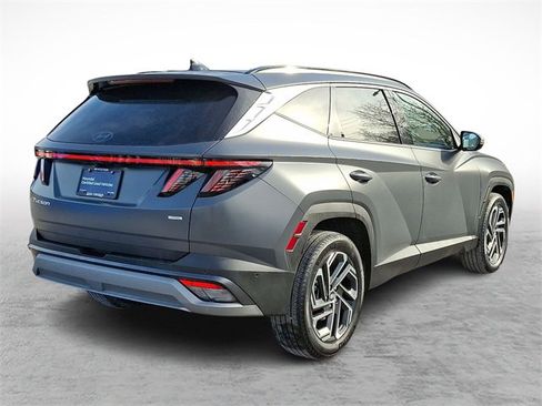 Certified 2025 Hyundai Tucson Limited image 6