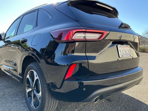 Used 2024 Ford Escape ST-Line Elite w/ Premium Technology Package image 78