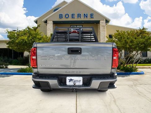 Used 2022 Chevrolet Colorado W/T w/ Custom Special Edition RWD image 4