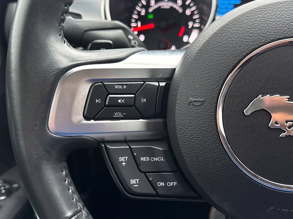 Used 2018 Ford Mustang GT Premium w/ Black Accent Package RWD image 23