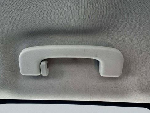 Used 2022 Ford Maverick XLT FWD image 40