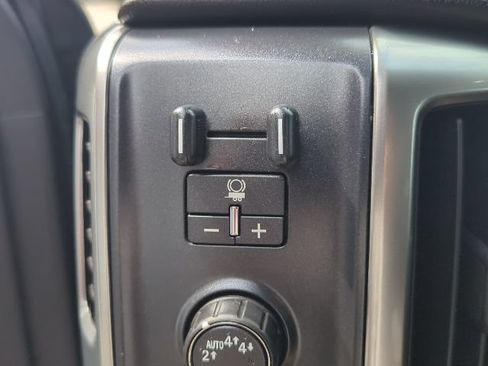 Used 2018 Chevrolet Silverado 1500 LT w/ All Star Edition AWD/4WD image 43