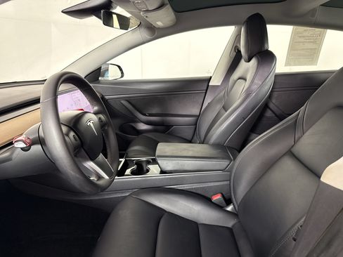 Used 2020 Tesla Model 3 Long Range AWD/4WD image 22