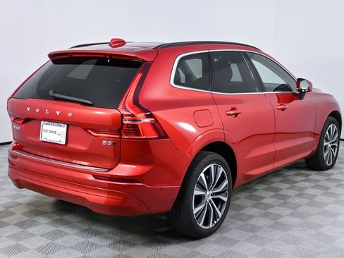 Used 2022 Volvo XC60 B5 Momentum w/ Advanced Package AWD/4WD image 30