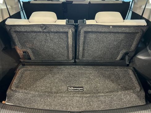 Used 2018 Volkswagen Tiguan S FWD image 19