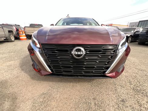 Used 2025 Nissan Altima 2.5 SV w/ SV Special Edition Package AWD/4WD image 29