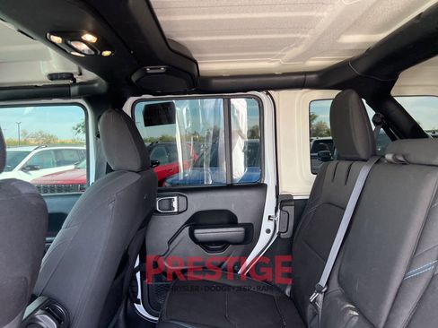 Used 2023 Jeep Wrangler Unlimited Rubicon 4xe AWD/4WD image 27